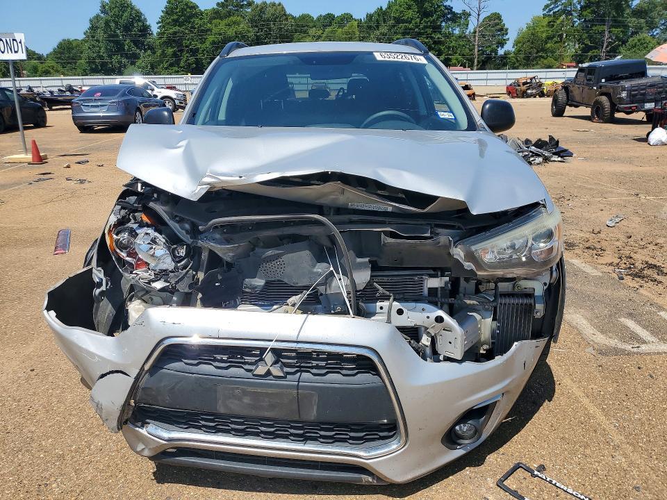 2013 MITSUBISHI OUTLANDER SPORT LE — Фото 5 из 12