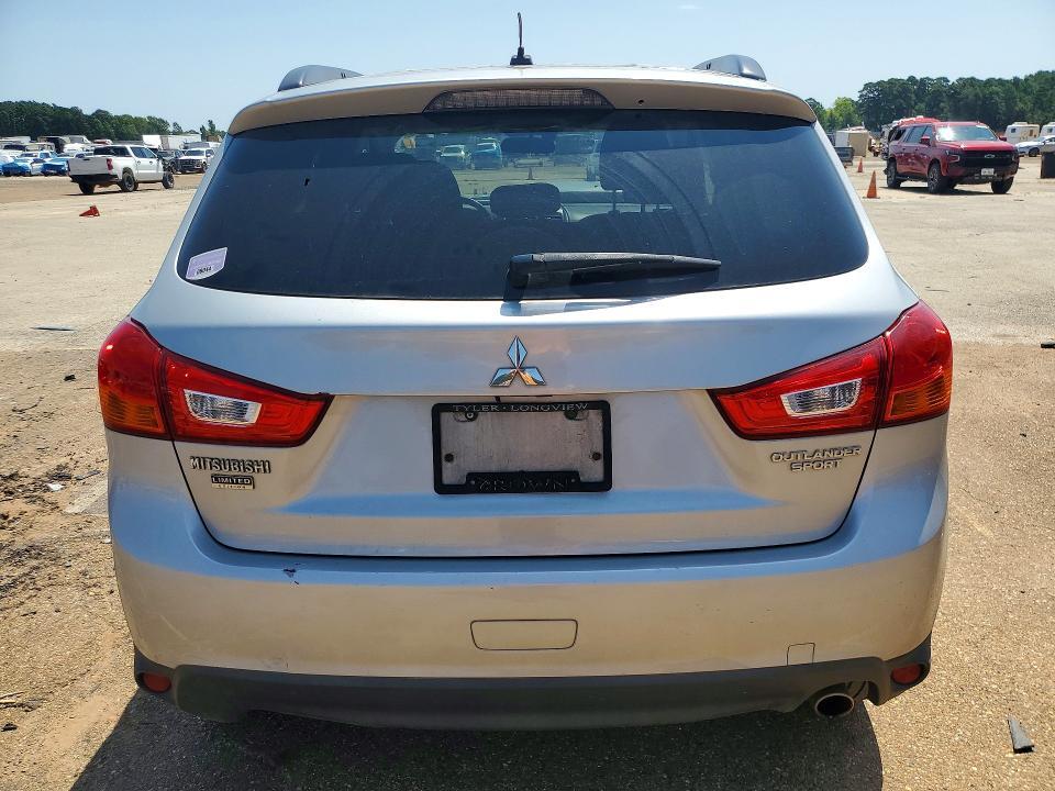 2013 MITSUBISHI OUTLANDER SPORT LE — Фото 6 из 12