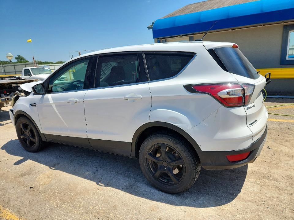 2017 FORD ESCAPE SE — Фото 2 из 13