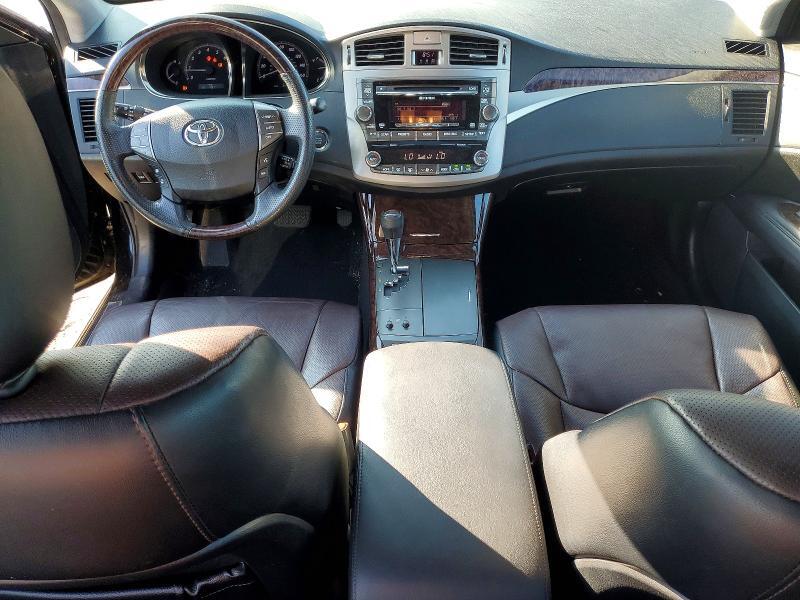 2011 TOYOTA AVALON LIMITED — Фото 8 из 13