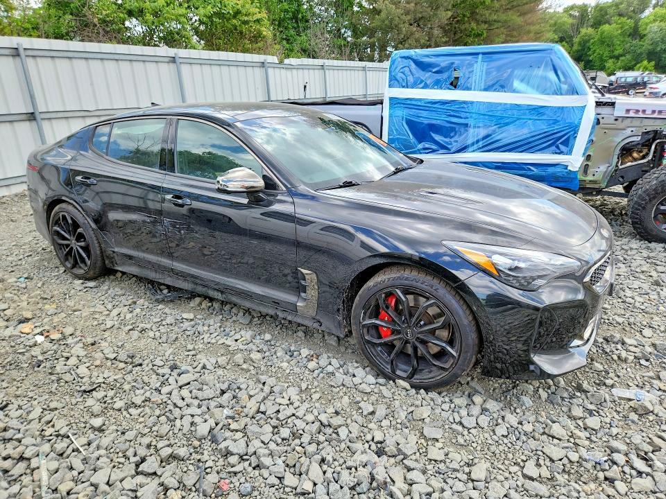 2021 KIA STINGER GT2 — Фото 4 из 12