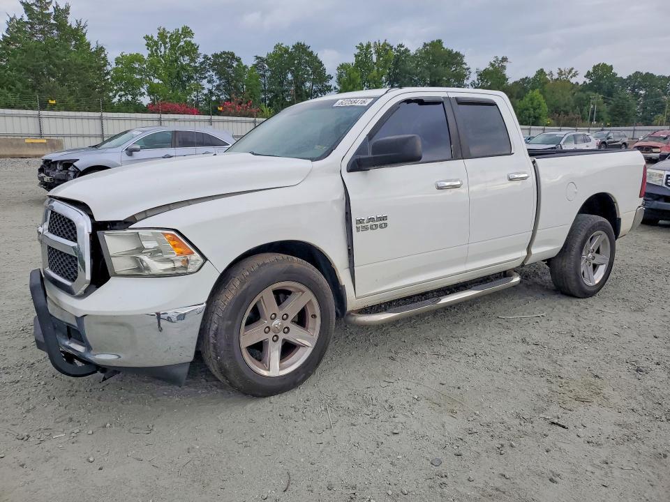 2013 RAM 1500 SLT