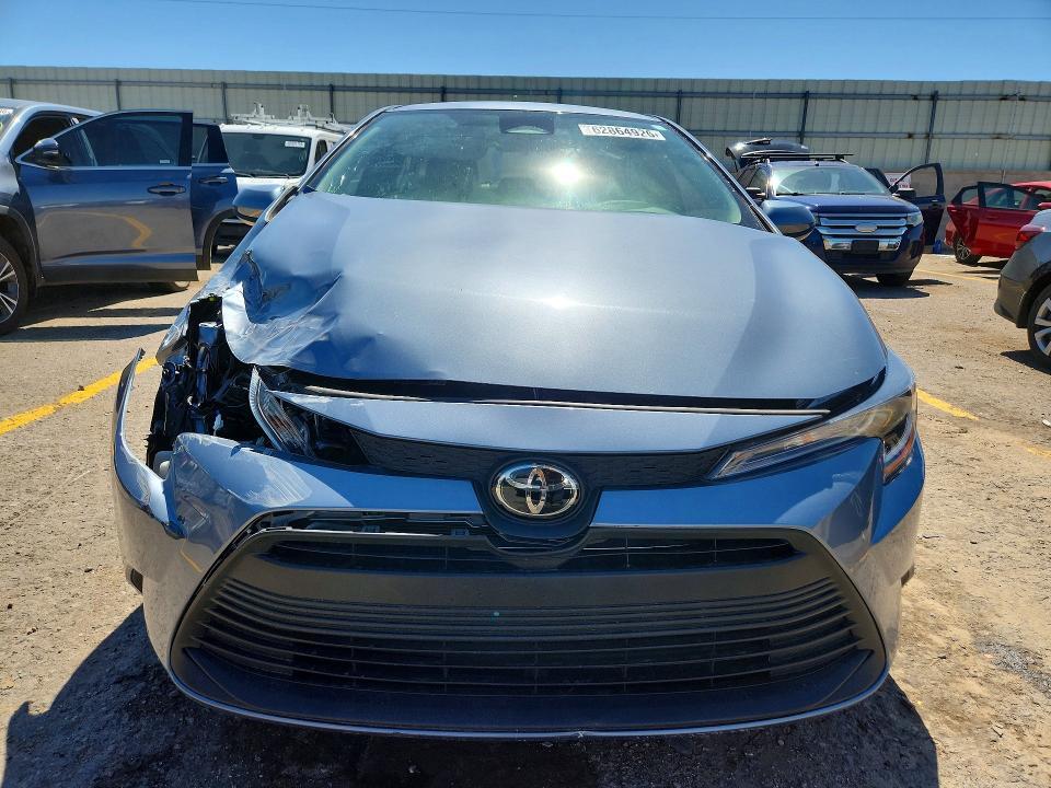 2025 TOYOTA COROLLA LE — Фото 5 из 12