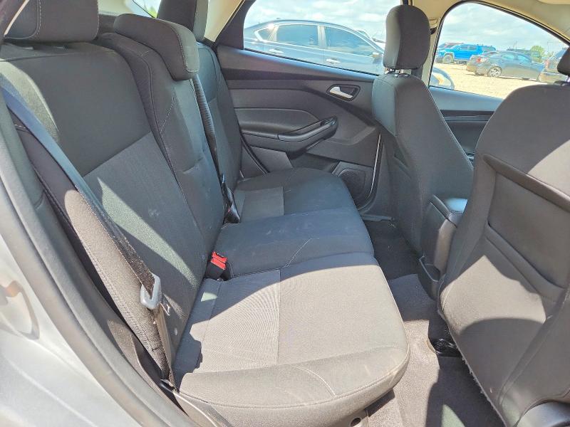 2017 FORD FOCUS SE — Фото 10 из 13