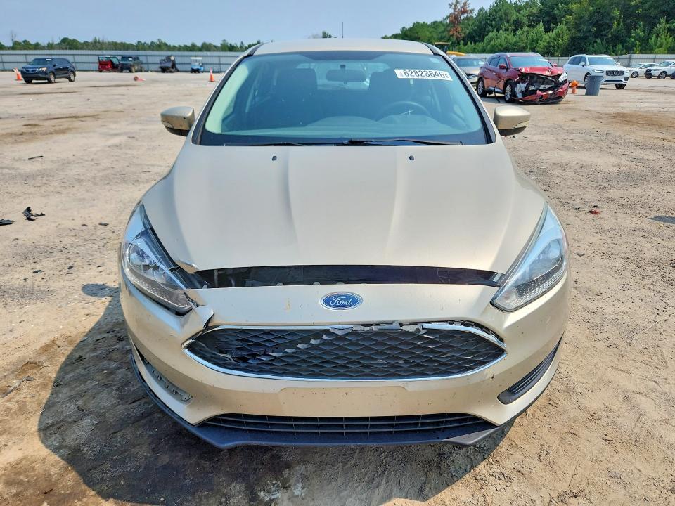 1FADP3K25HL337289 2017 FORD FOCUS photo no. 5