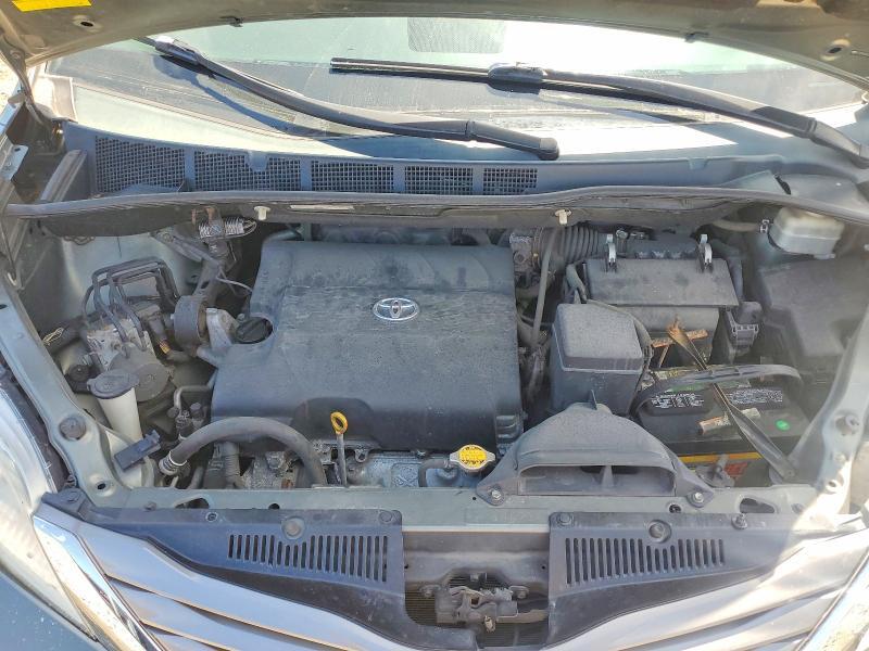 2011 TOYOTA SIENNA XLE 8-PASSENGER — Фото 12 из 13