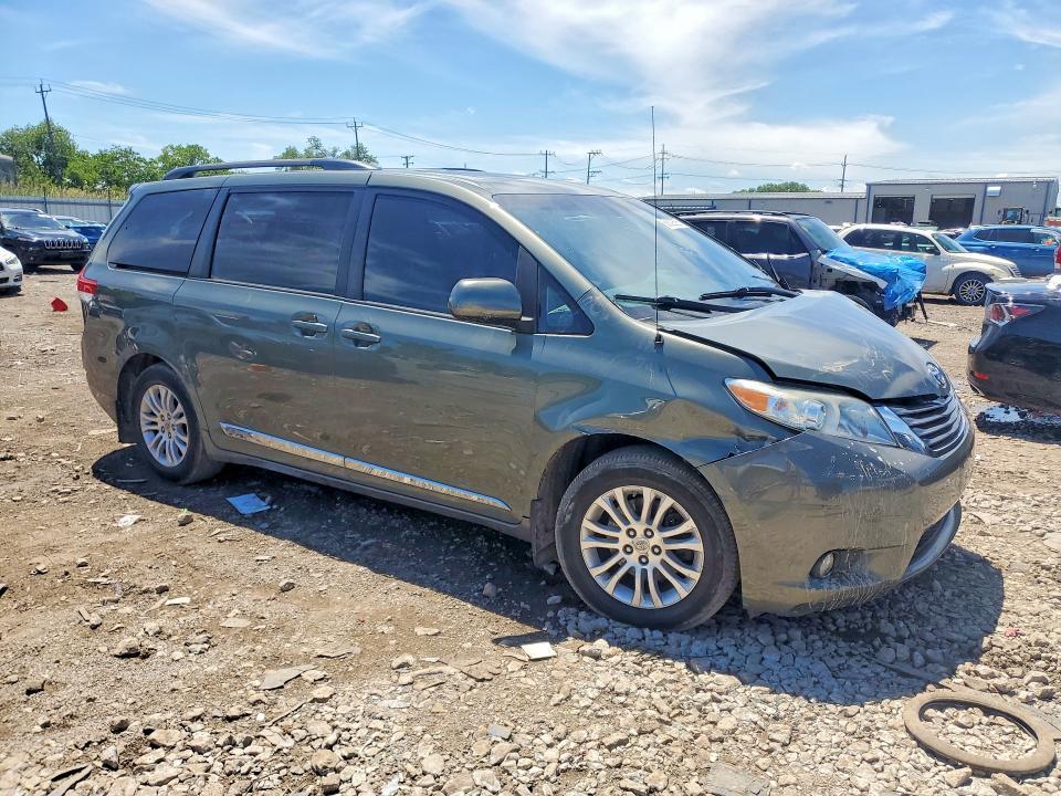 2011 TOYOTA SIENNA XLE 8-PASSENGER — Фото 4 из 13