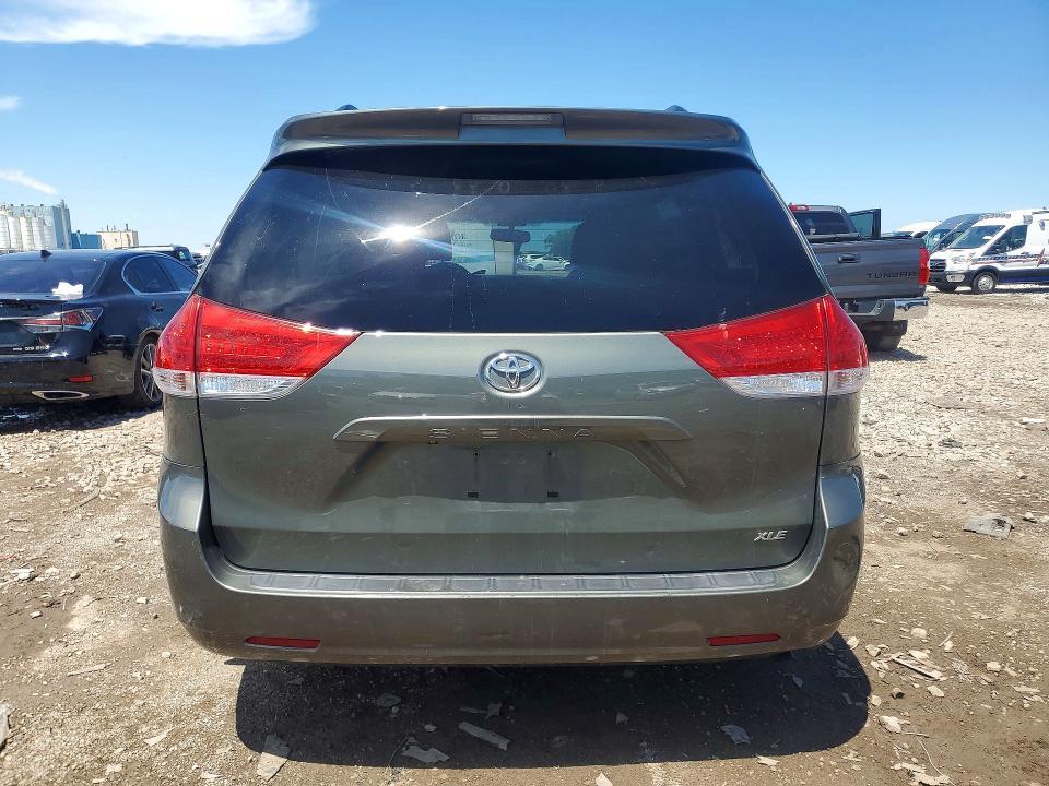 2011 TOYOTA SIENNA XLE 8-PASSENGER — Фото 6 из 13