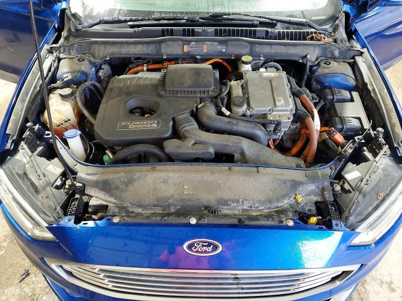 2017 FORD FUSION SE PHEV — Фото 11 из 13