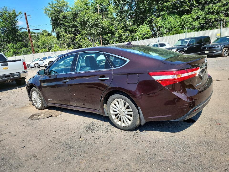 2013 TOYOTA AVALON HYBRID LIMITED — Фото 2 из 12