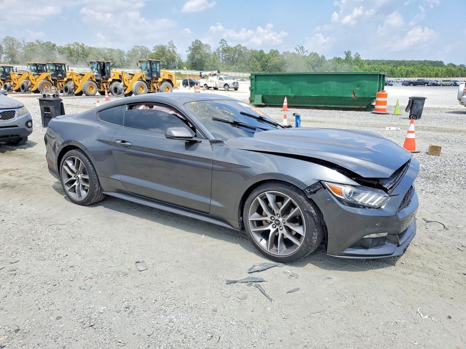 1FA6P8TH0H5304679 2017 FORD MUSTANG photo no. 4
