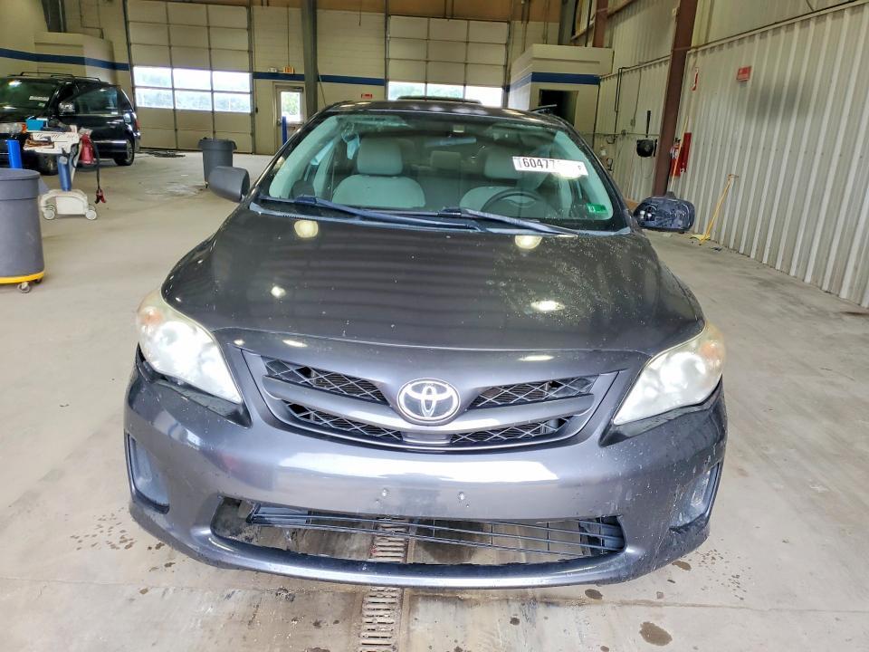 2T1BU4EE8DC925520 2013 TOYOTA COROLLA B/S/LE photo no. 5