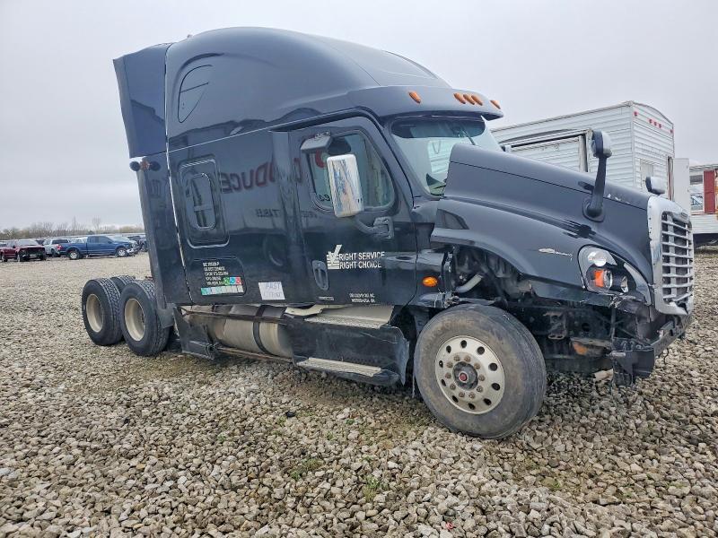 3AKJGLDR1HDHL8141 2017 FREIGHTLINER CASCADIA photo no. 1
