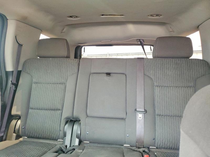 2017 GMC YUKON SLE — Фото 10 из 13