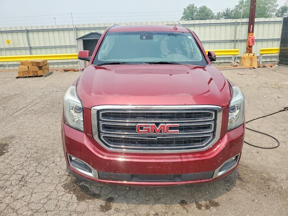 2017 GMC YUKON SLE — Фото 5 из 13