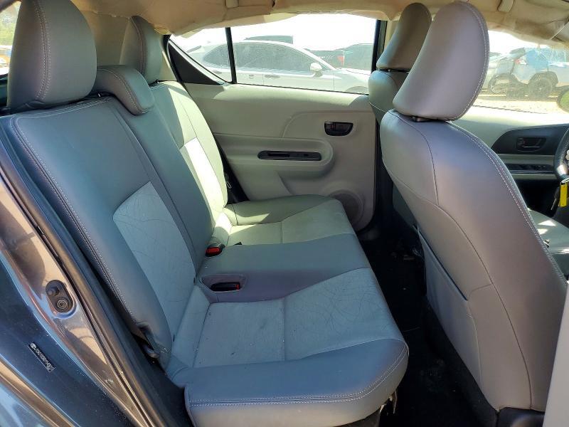2013 TOYOTA PRIUS C ONE — Фото 10 из 12