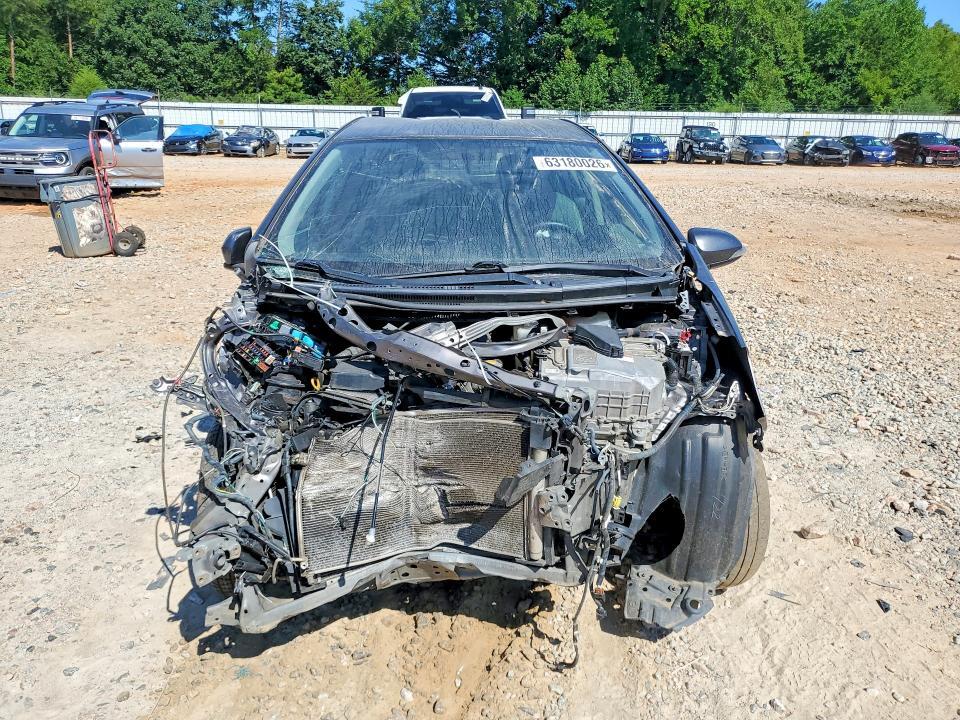 2013 TOYOTA PRIUS C ONE — Фото 5 из 12