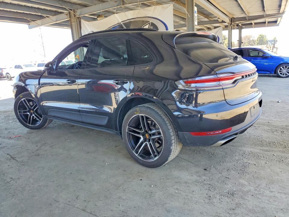 2021 PORSCHE MACAN — Фото 2 из 12