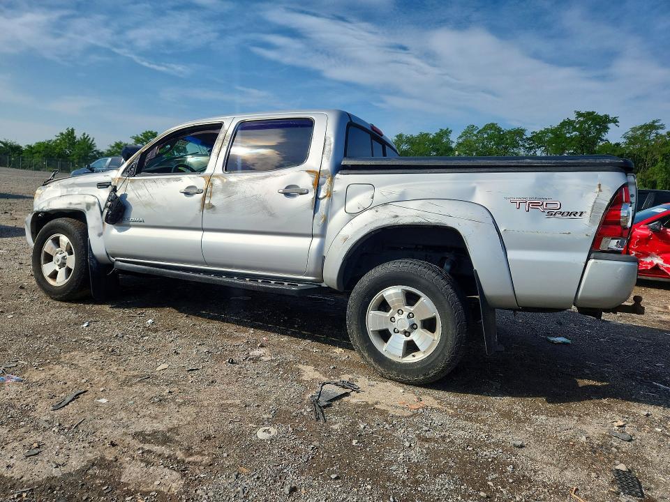 2013 TOYOTA TACOMA DOUBLE CAB — Фото 2 из 12