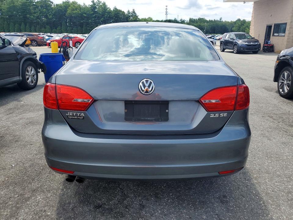 2013 VOLKSWAGEN JETTA SE — Фото 6 из 12