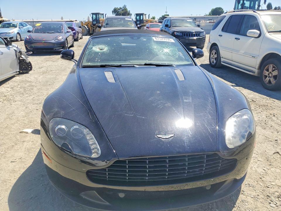 2014 ASTON MARTIN V8 VANTAGE — Фото 5 из 12
