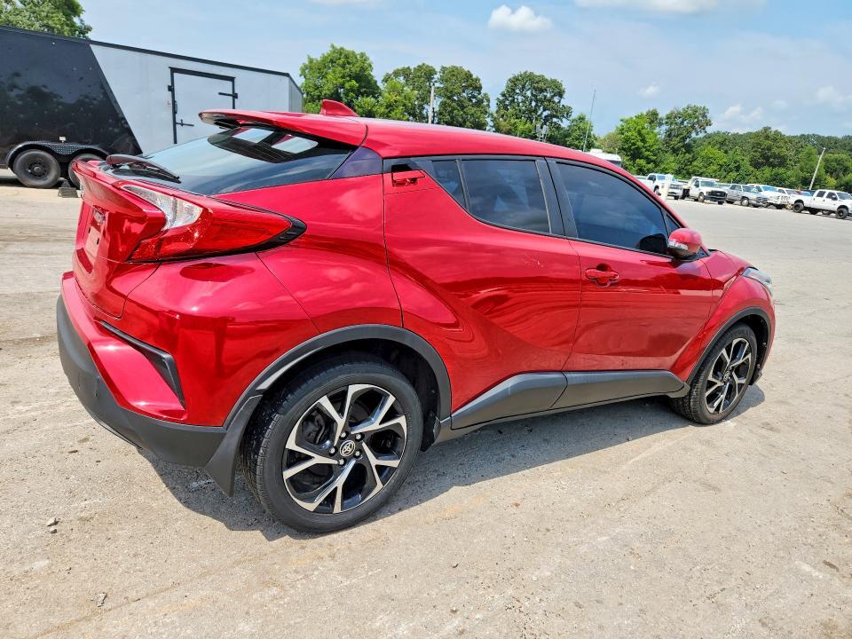 2021 TOYOTA C-HR XLE — Фото 3 из 13
