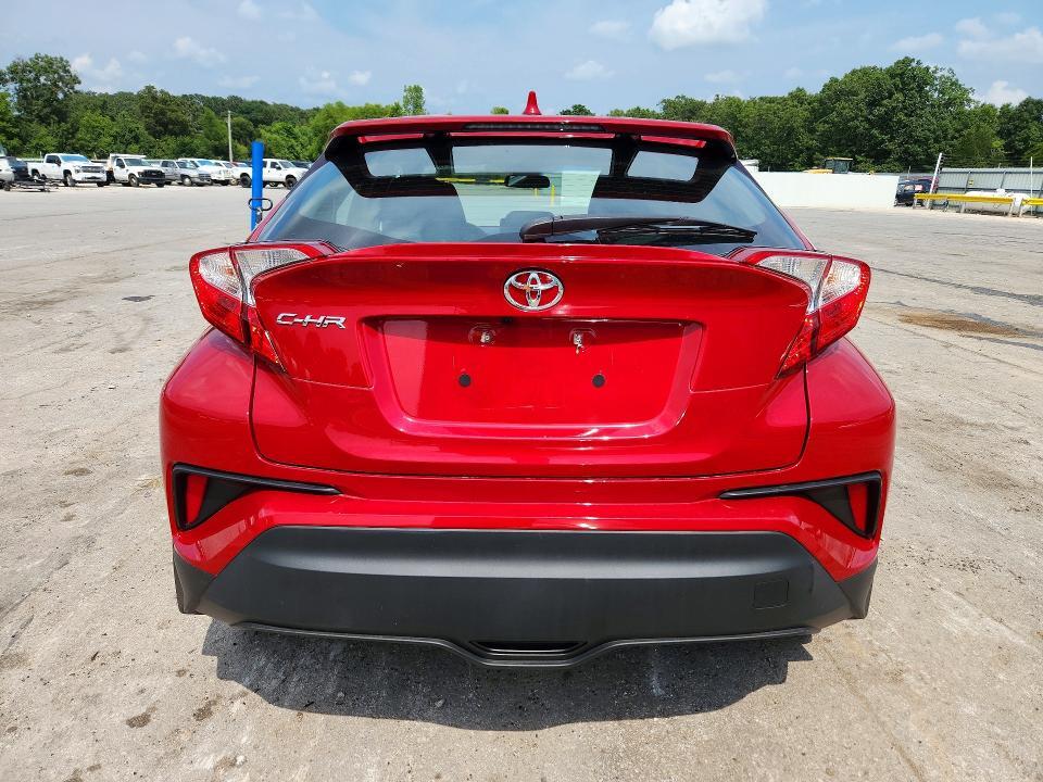 2021 TOYOTA C-HR XLE — Фото 6 из 13