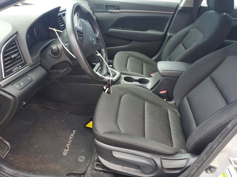 2017 HYUNDAI ELANTRA SE — Фото 7 из 12