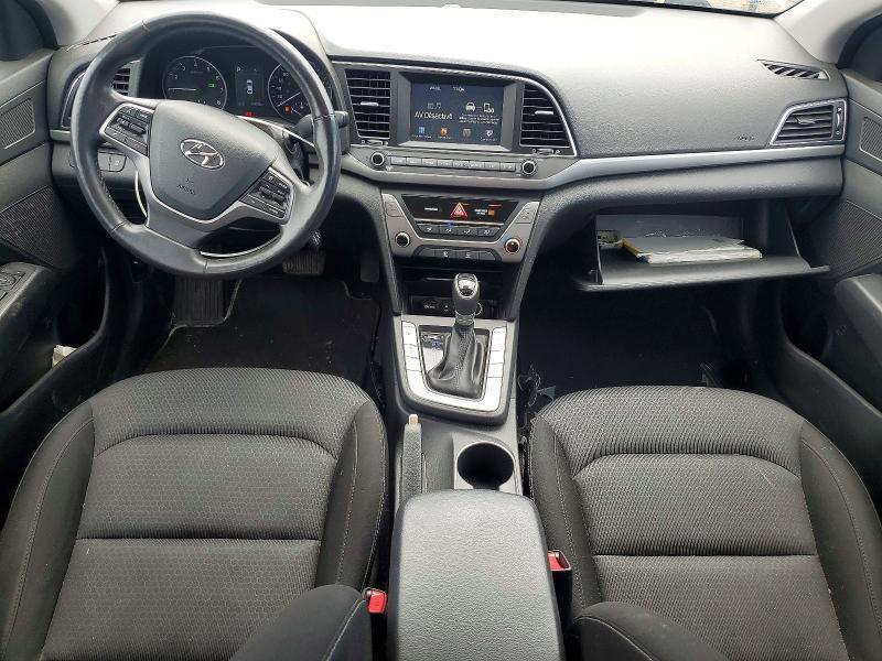 2017 HYUNDAI ELANTRA SE — Фото 8 из 12