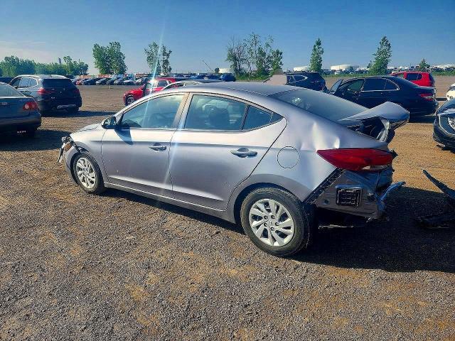 2017 HYUNDAI ELANTRA SE — Фото 2 из 13
