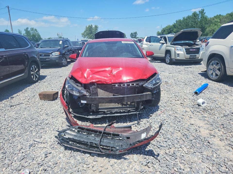 2017 HYUNDAI ELANTRA SE — Фото 5 из 12