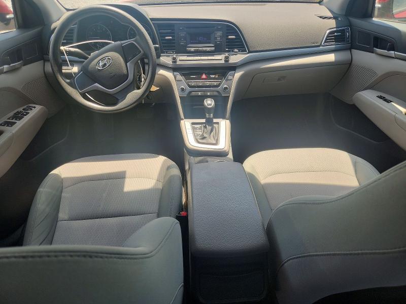 2017 HYUNDAI ELANTRA SE — Фото 8 из 12