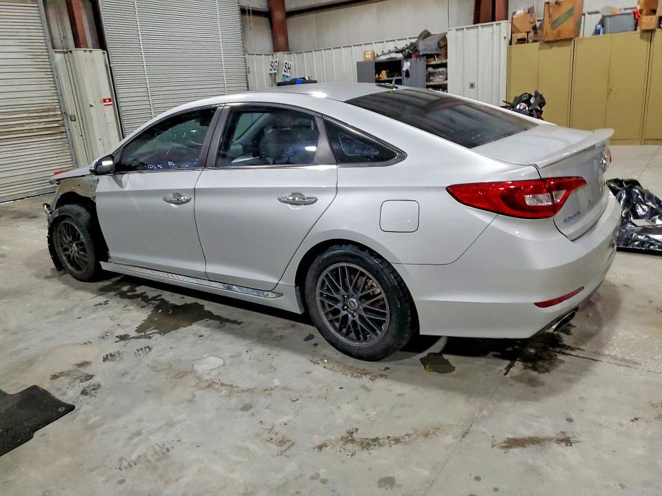 2017 HYUNDAI SONATA SPORT — Фото 2 из 12