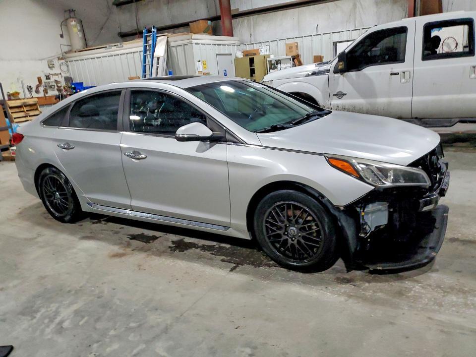 2017 HYUNDAI SONATA SPORT — Фото 4 из 12