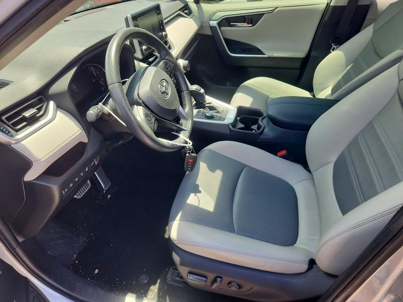 2021 TOYOTA RAV4 LIMITED — Фото 7 из 14