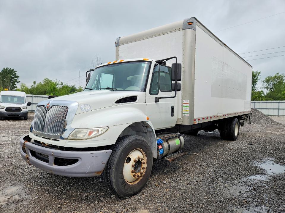 2017 INTERNATIONAL 4300 BOX TRUCK