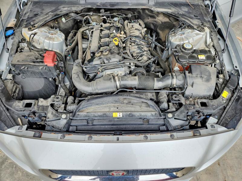 SAJAR4BGXHA976208 2017 JAGUAR XE photo no. 11
