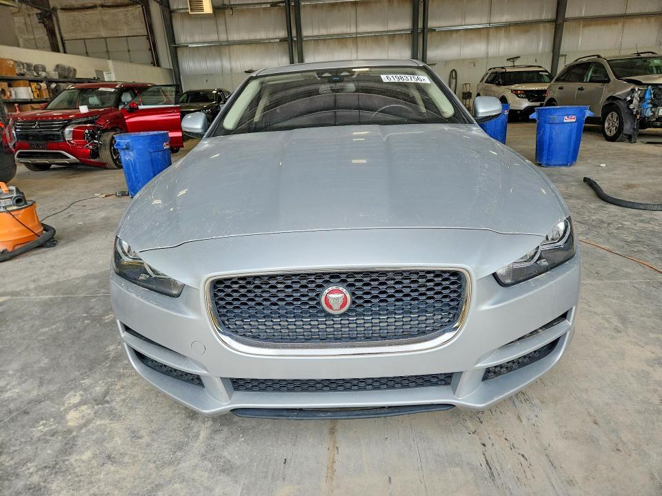 SAJAR4BGXHA976208 2017 JAGUAR XE photo no. 5