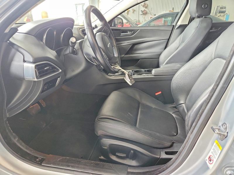 SAJAR4BGXHA976208 2017 JAGUAR XE photo no. 7