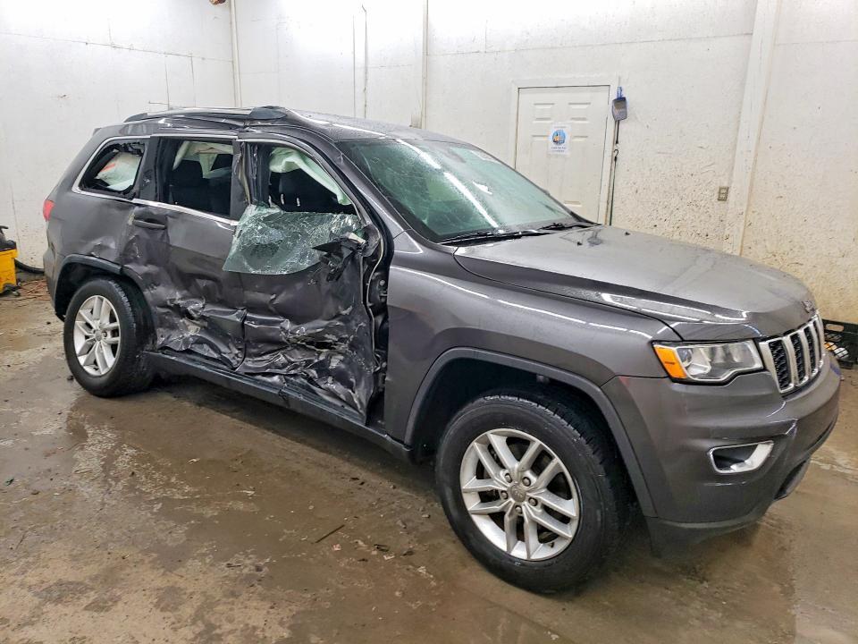2017 JEEP GRAND CHEROKEE LAREDO — Фото 4 из 14