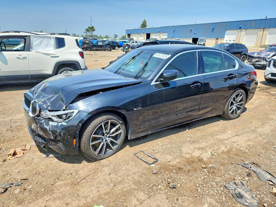 3MW5P9J00N8C65225 2022 BMW 330XE photo no. 1