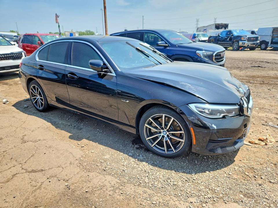 3MW5P9J00N8C65225 2022 BMW 330XE photo no. 4