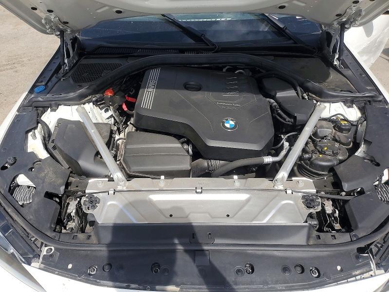 2022 BMW 430XI — Фото 11 из 12