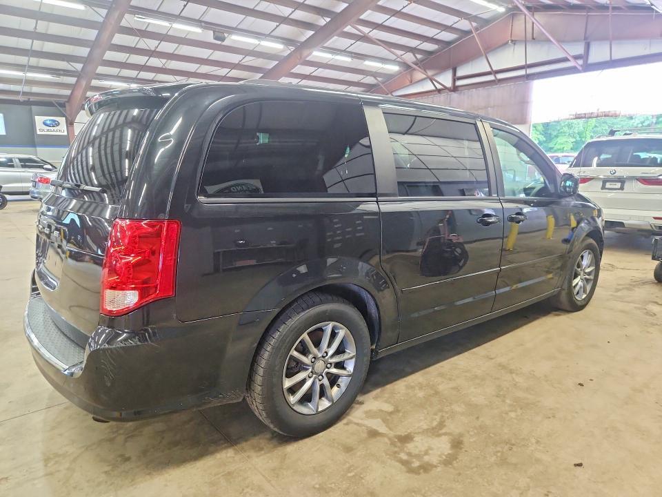 2014 DODGE GRAND CARAVAN R/T — Фото 3 из 13