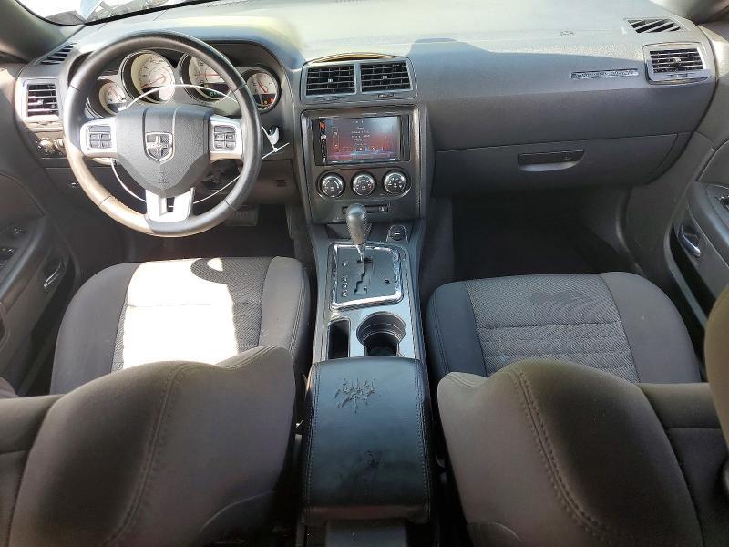 2014 DODGE CHALLENGER SXT — Фото 8 из 12