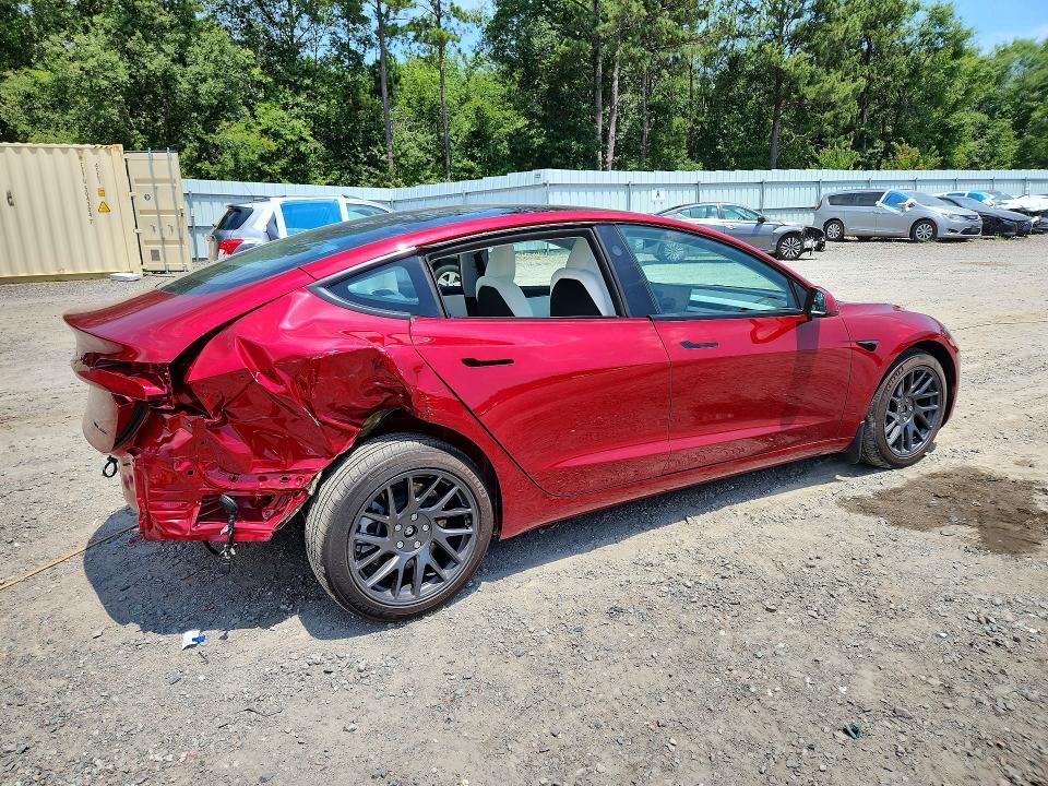2026 TESLA MODEL 3 — Фото 3 из 13