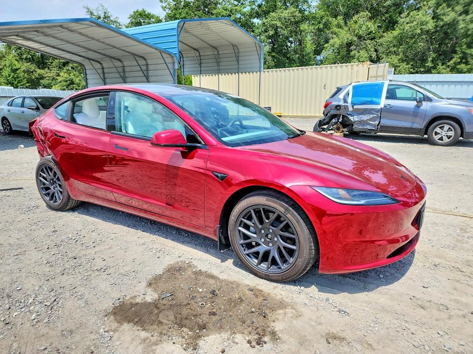 2026 TESLA MODEL 3 — Фото 4 из 13