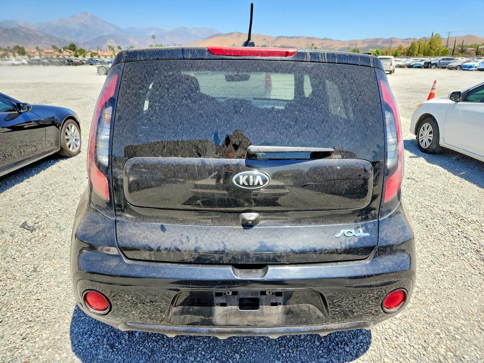 KNDJP3A59H7424744 2017 KIA SOUL photo no. 6
