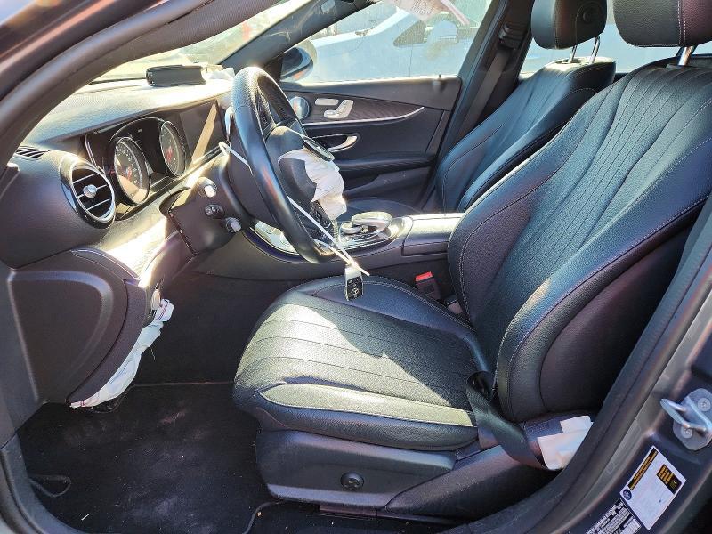 2017 MERCEDES-BENZ E 300 4MATIC — Фото 7 из 12