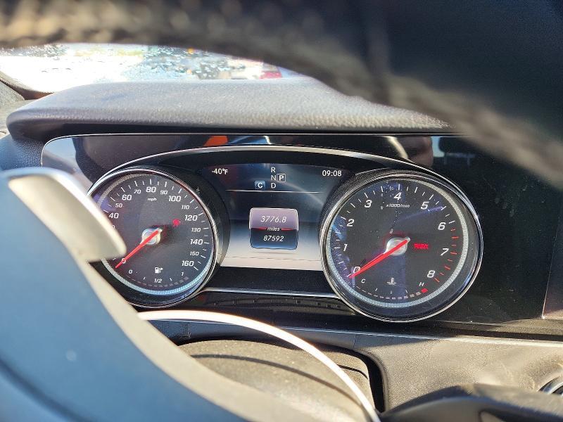 2017 MERCEDES-BENZ E 300 4MATIC — Фото 9 из 12